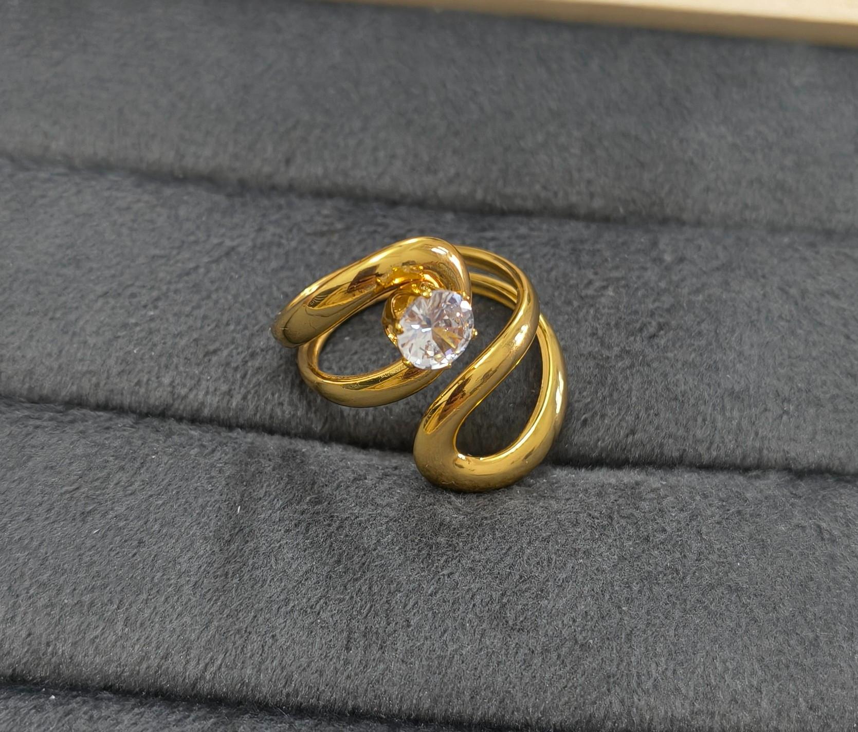 Anti Tarnish Ring Tidal Flow Solitaire Ring 18K Gold Plated