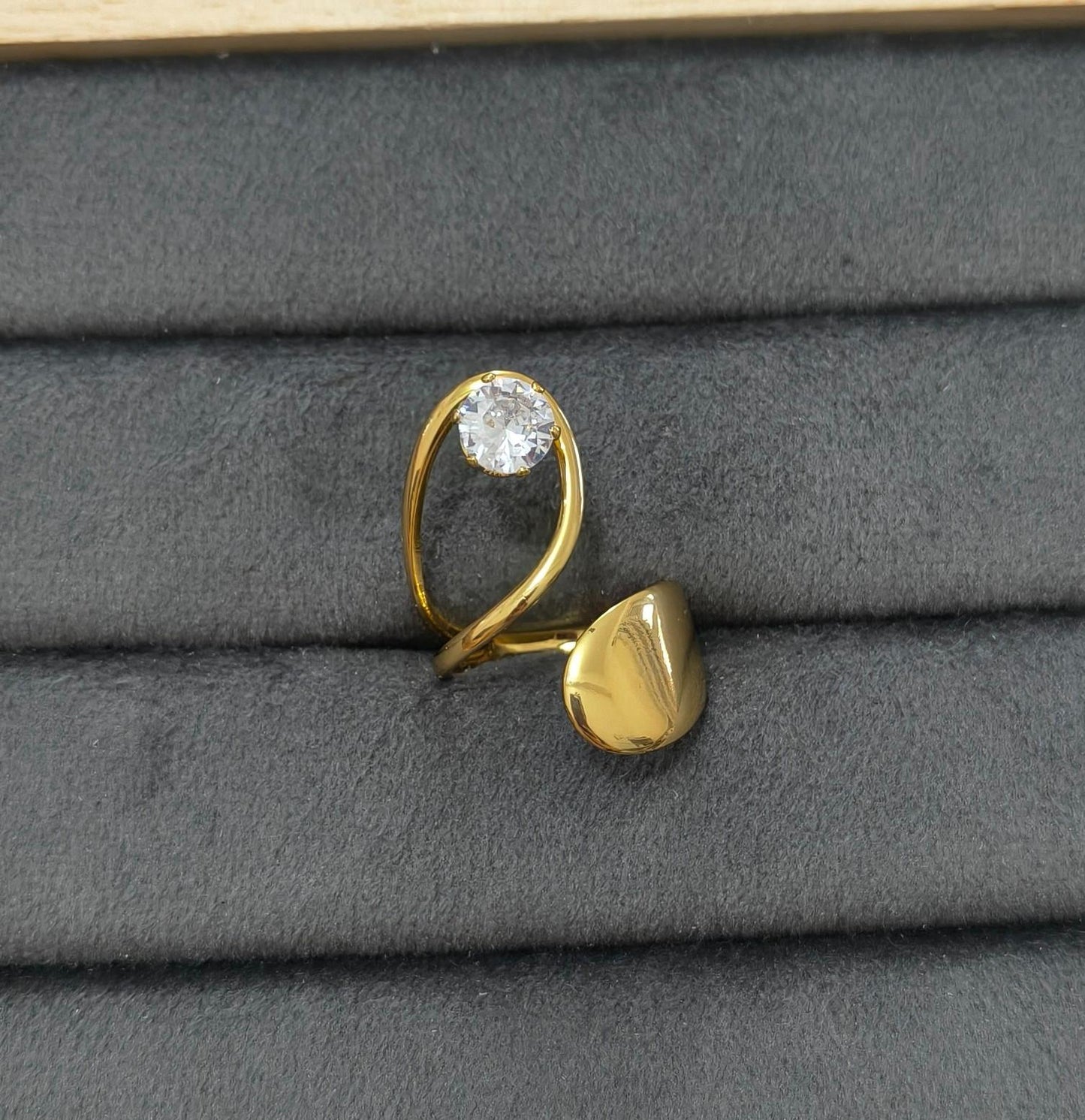 Anti Tarnish Ring Twist Solitaire Ring 18K Gold Plated