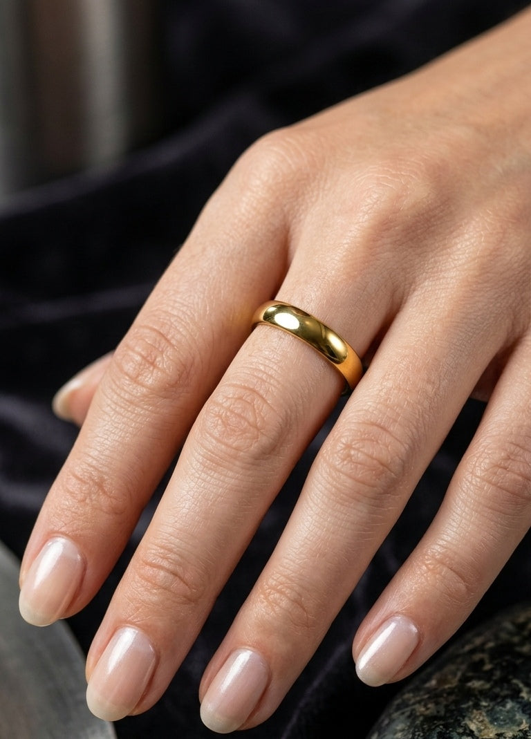 Anti Tarnish Ring Unisex Golden Band Ring 18K Gold Plated