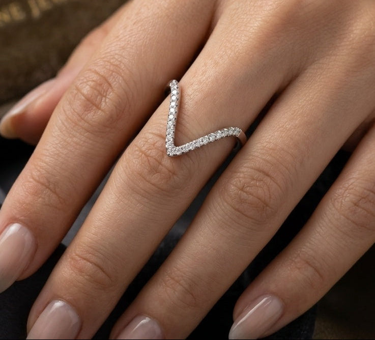 Anti Tarnish Ring V Shape Silver Ring 18K Gold Plated