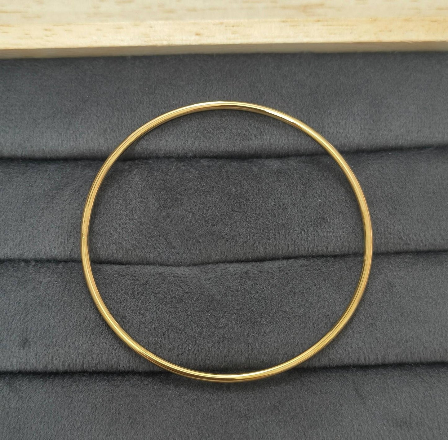 Anti Tarnish Round Plain Bangle Bracelet 18K Gold Plated