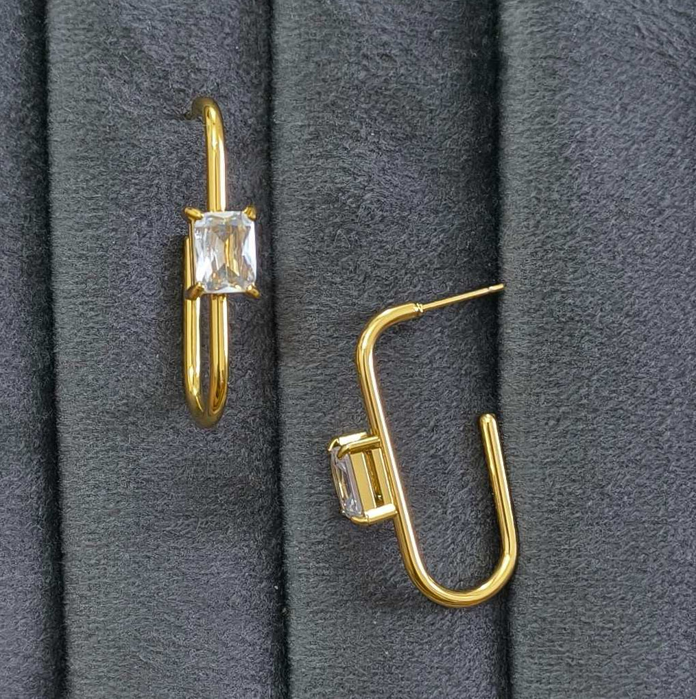 Anti Tarnish Shiny Rounded Hoop Earrings 18K Gold Plated