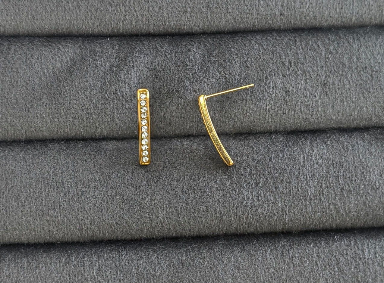 Anti Tarnish Slim Line Solitaire Earrings 18K Gold Plated