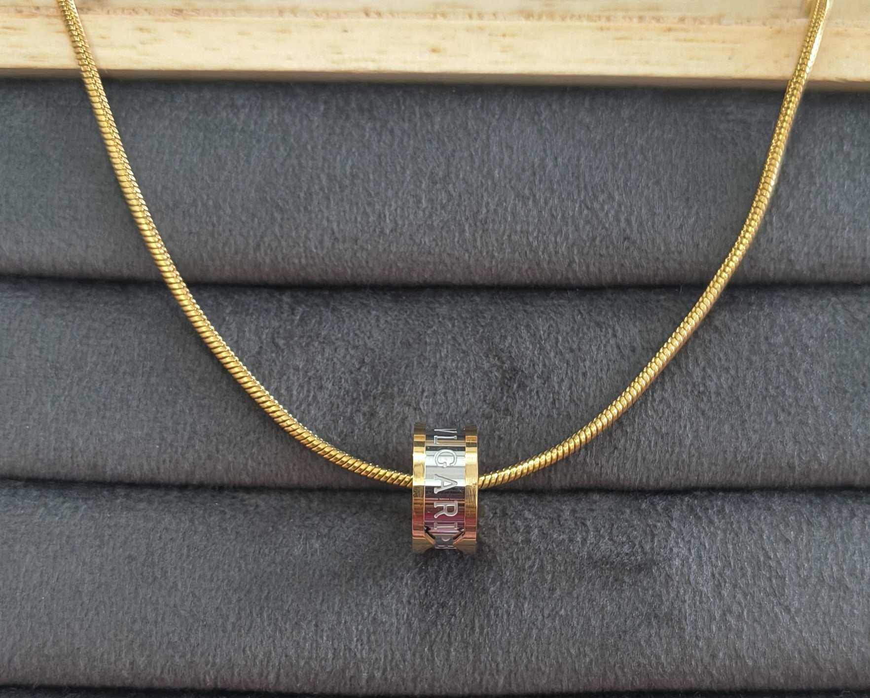 Anti Tarnish Solid Rope Chain Pendant Necklace 18K Gold
