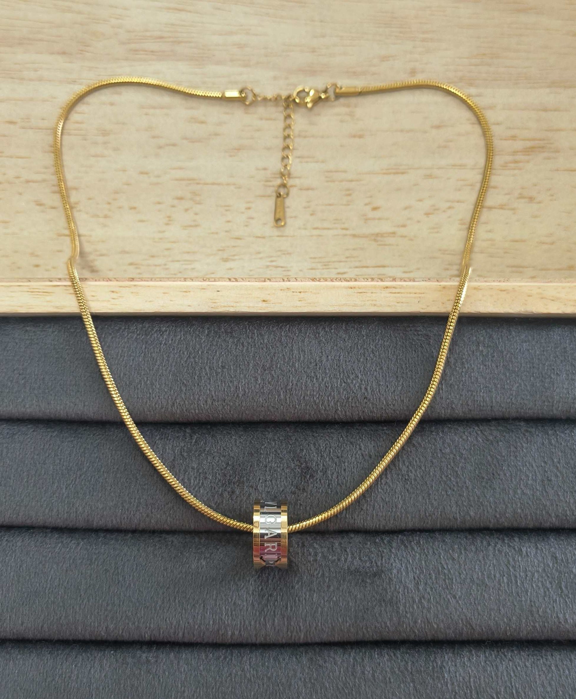 Anti Tarnish Solid Rope Chain Pendant Necklace 18K Gold