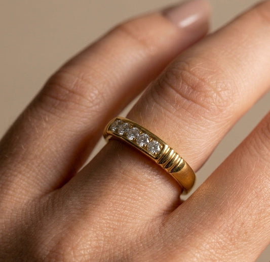 Anti Tarnish Sparkling Diamond Band Ring 18K Gold Plated