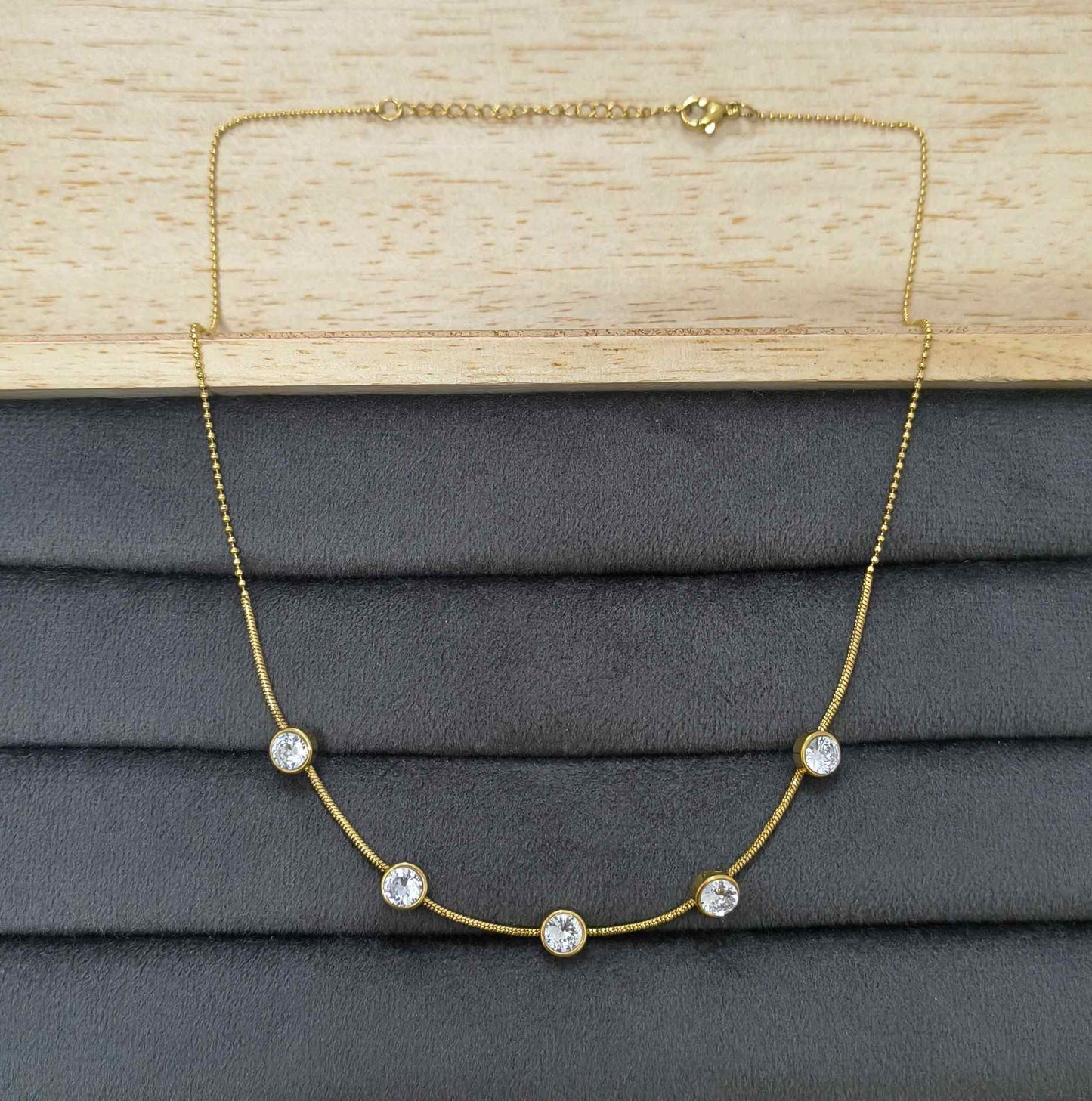 Anti Tarnish Sparkling Stones Necklace 18K Gold Plated
