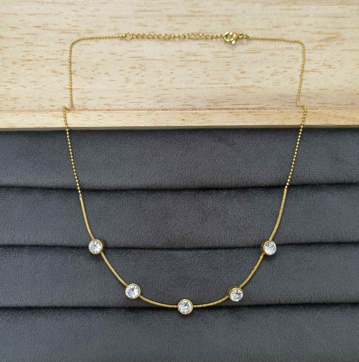 Anti Tarnish Sparkling Stones Necklace 18K Gold Plated