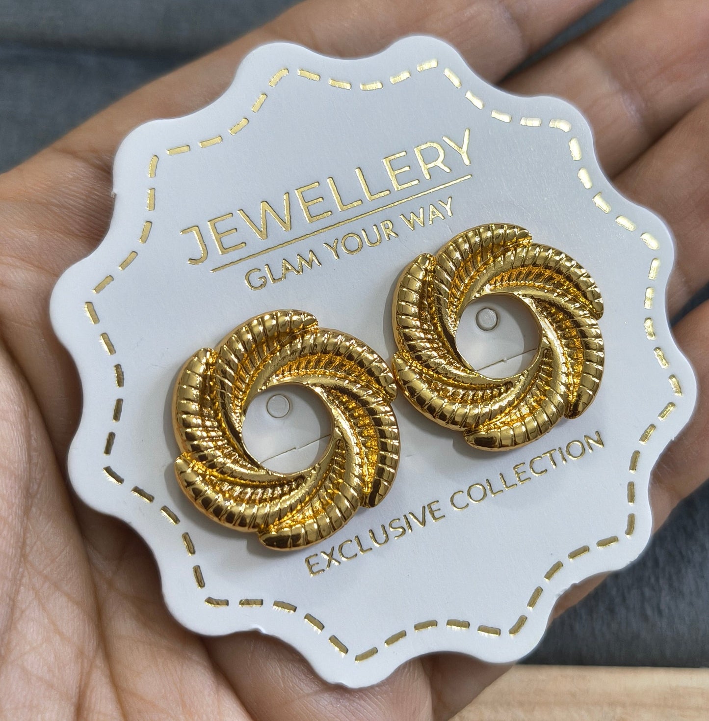 Anti Tarnish Spiral Gold Knot Stud Earrings 18K Gold Plated