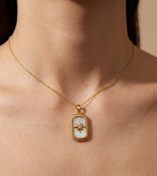 Anti Tarnish Star Pendant Necklace 18K Gold Plated