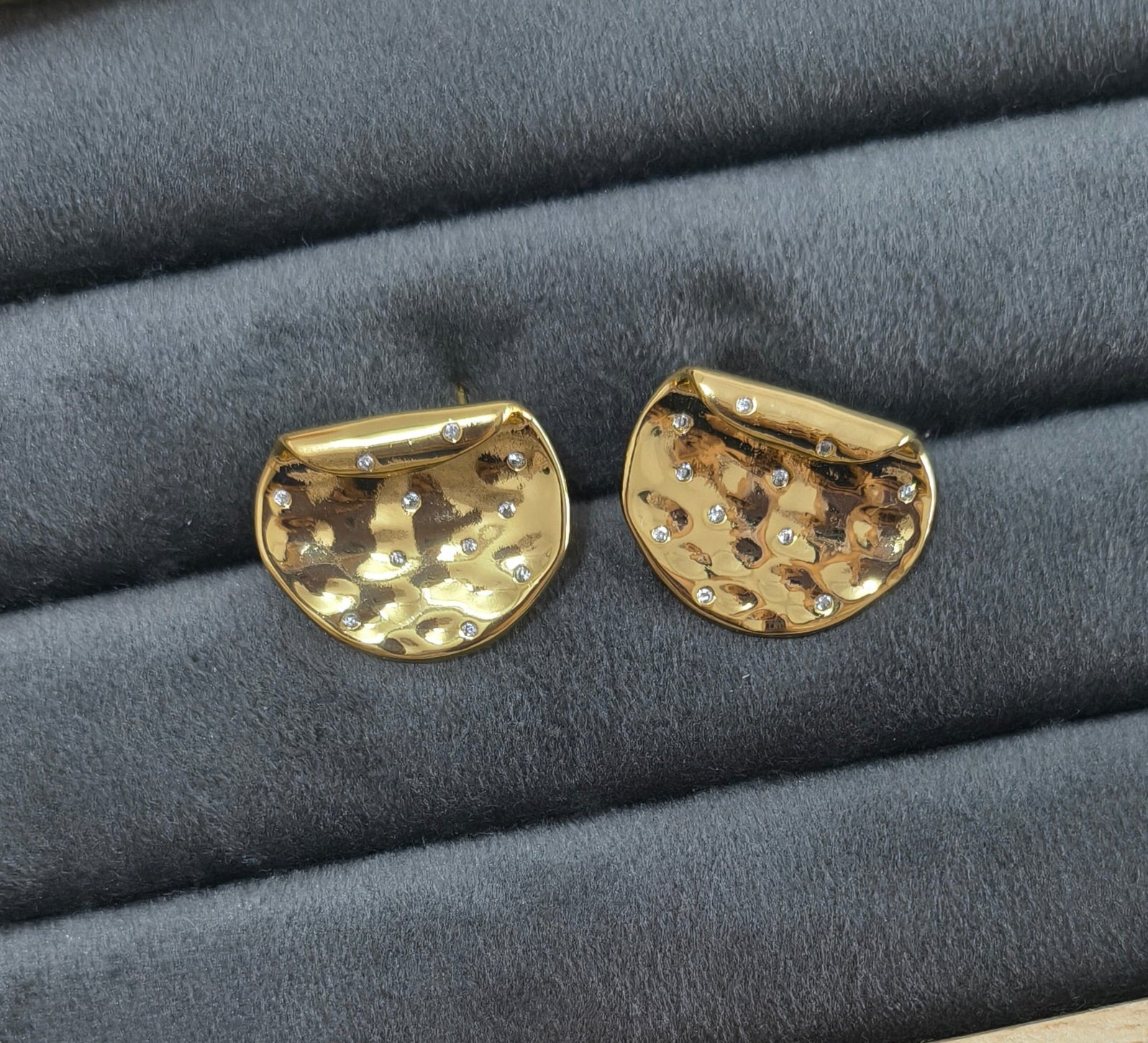 Anti Tarnish Stone Studded Curled Earrings 18K Gold Plated