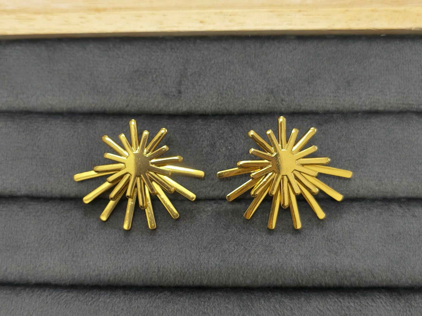 Anti Tarnish Sun Goddess 2 in 1 Style Earrings 18K Gold Plated