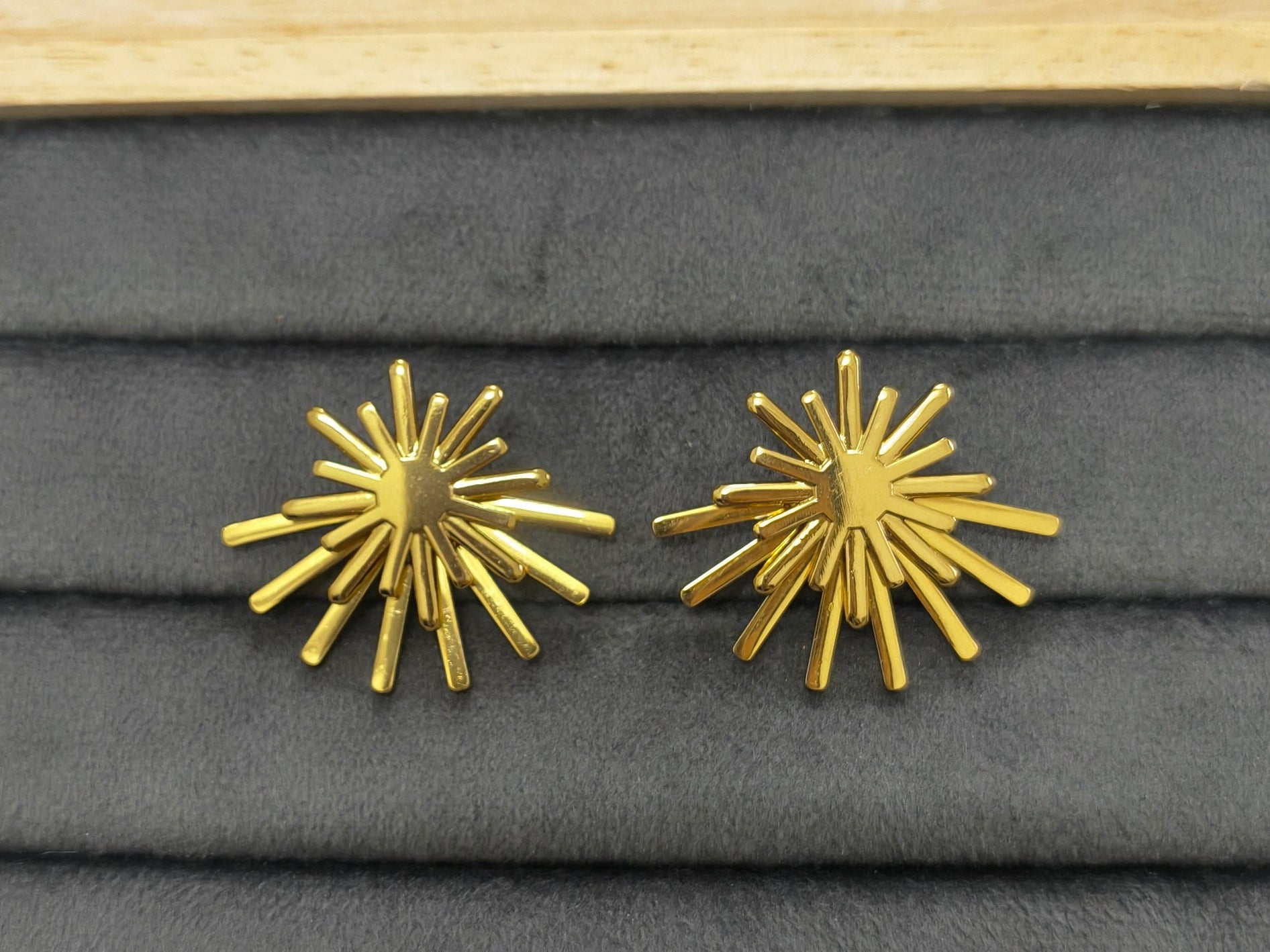 Anti Tarnish Sun Goddess 2 in 1 Style Earrings 18K Gold Plated