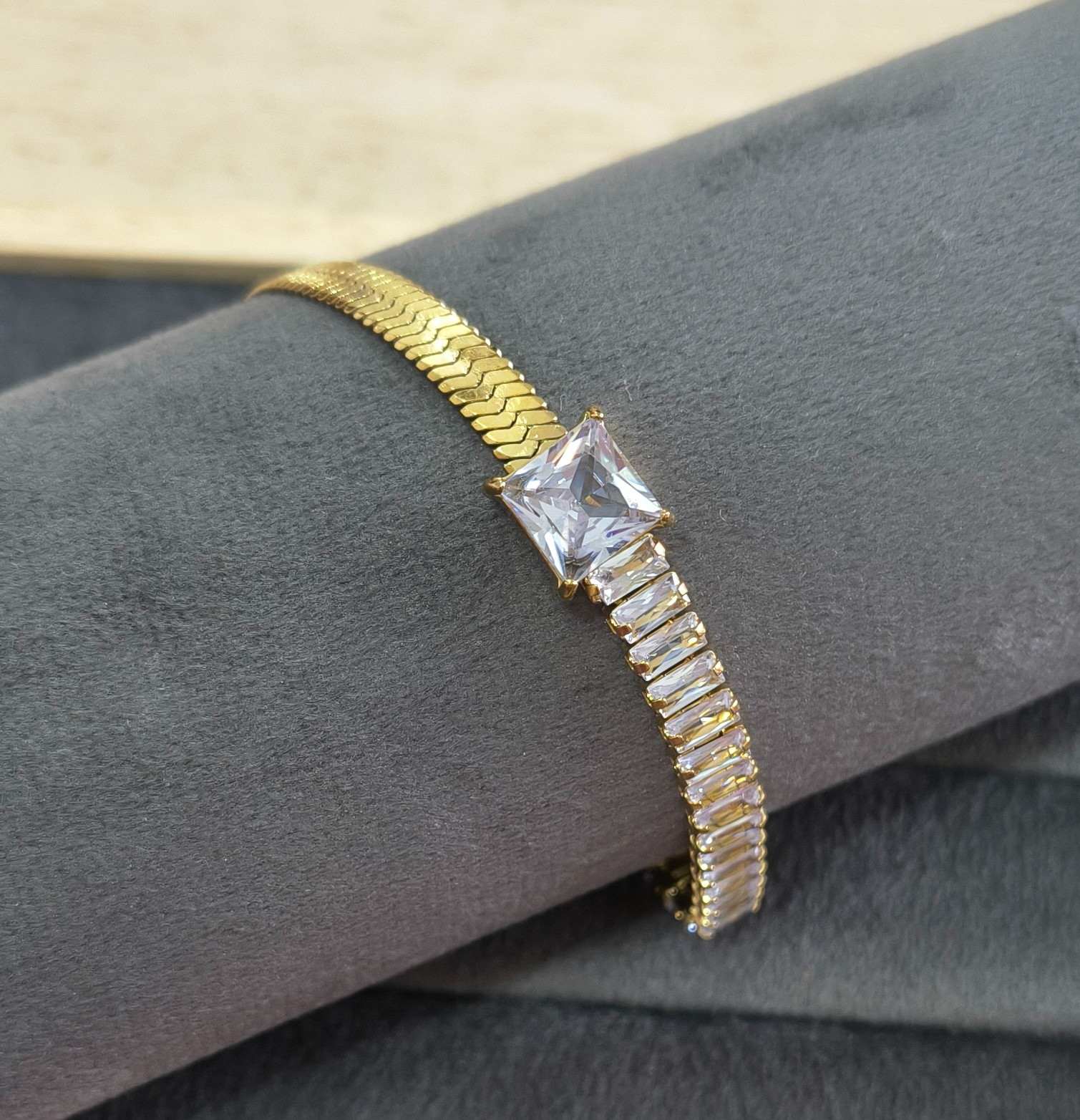 Anti Tarnish Tennis Bracelet Half Snake Chain 18K Gold