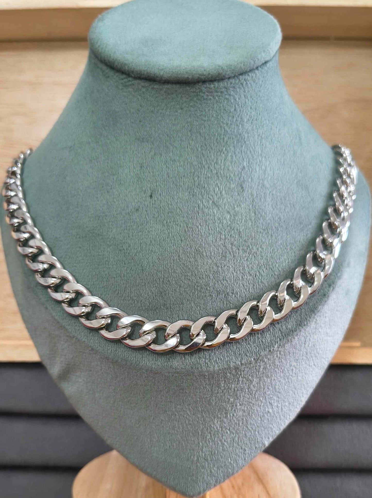 Anti Tarnish Thick Cuban Chain Premium Silver Plated