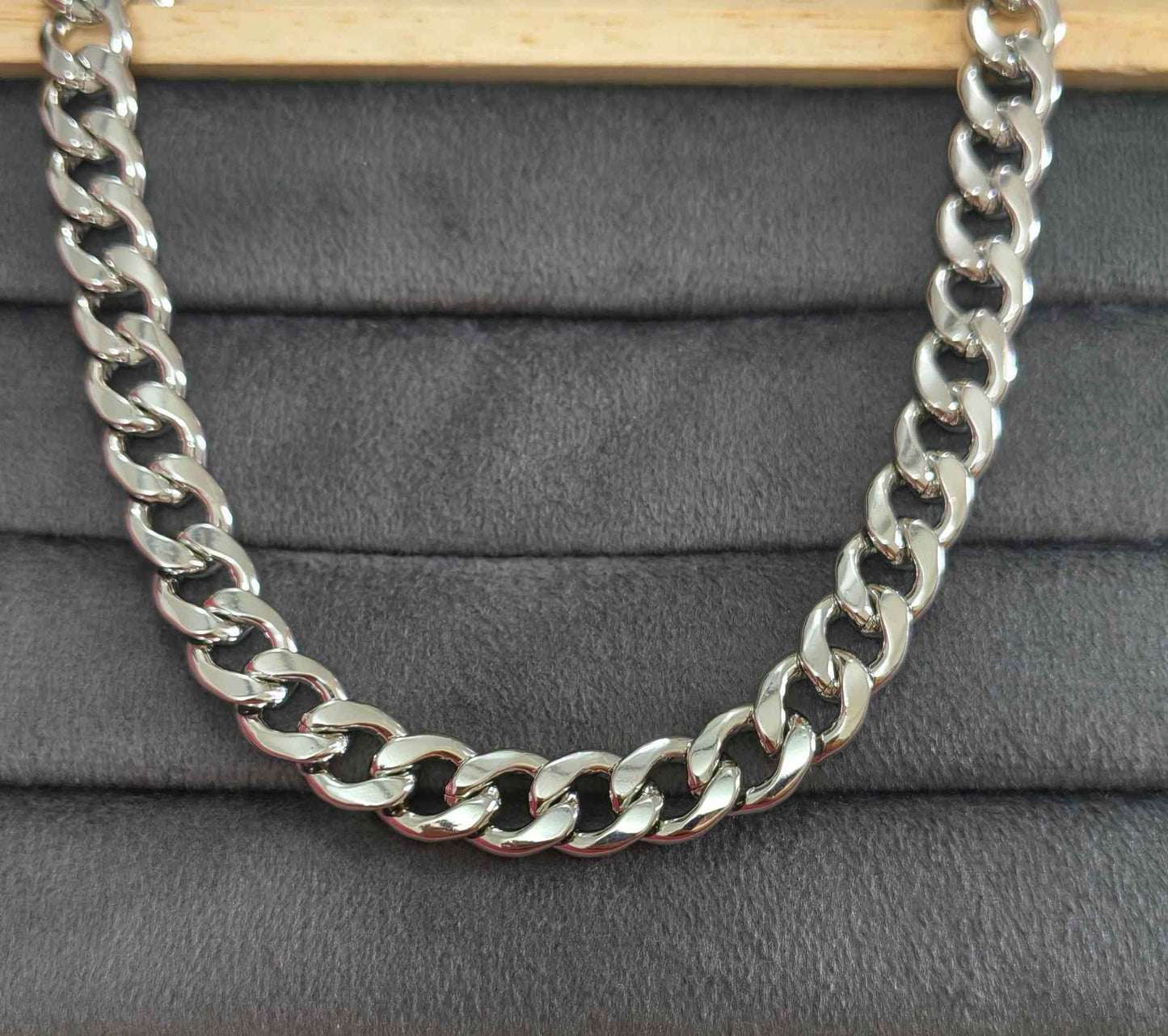 Anti Tarnish Thick Cuban Chain Premium Silver Plated