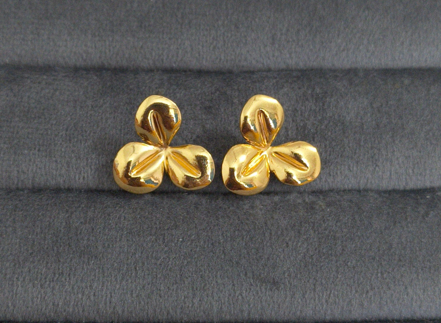 Anti Tarnish Three Leaf Stud Earrings 18K Gold Plated