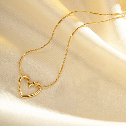 Anti Tarnish Twisted Hollow Heart Chain Necklace 18K Gold Plated