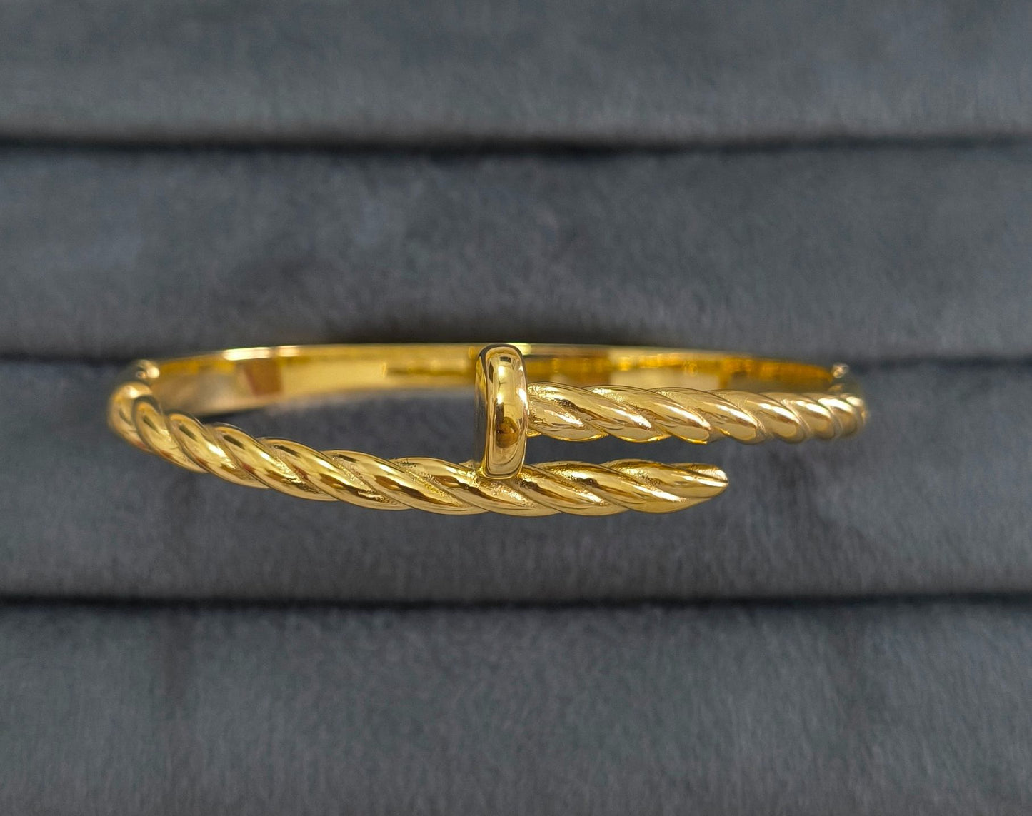 Anti Tarnish Twisted Nail Bracelet 18K Gold Plated