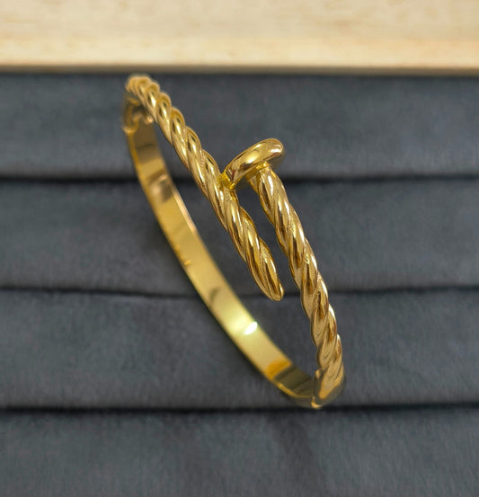 Anti Tarnish Twisted Nail Bracelet 18K Gold Plated