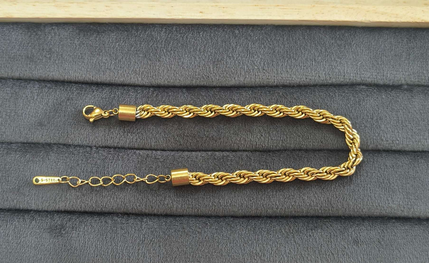 Anti Tarnish Twisted Rope Chain Bracelet 18K Gold Plated