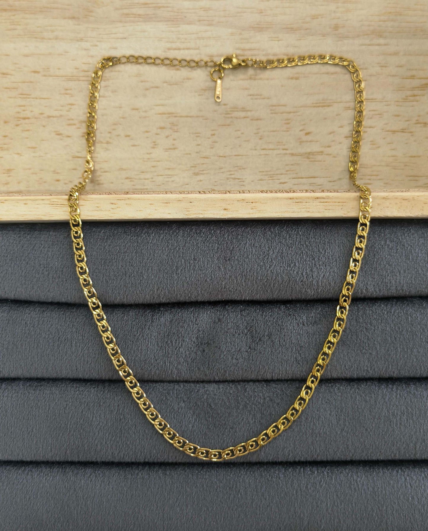 Anti Tarnish Unique Curb Link Chain 18K Gold Plated