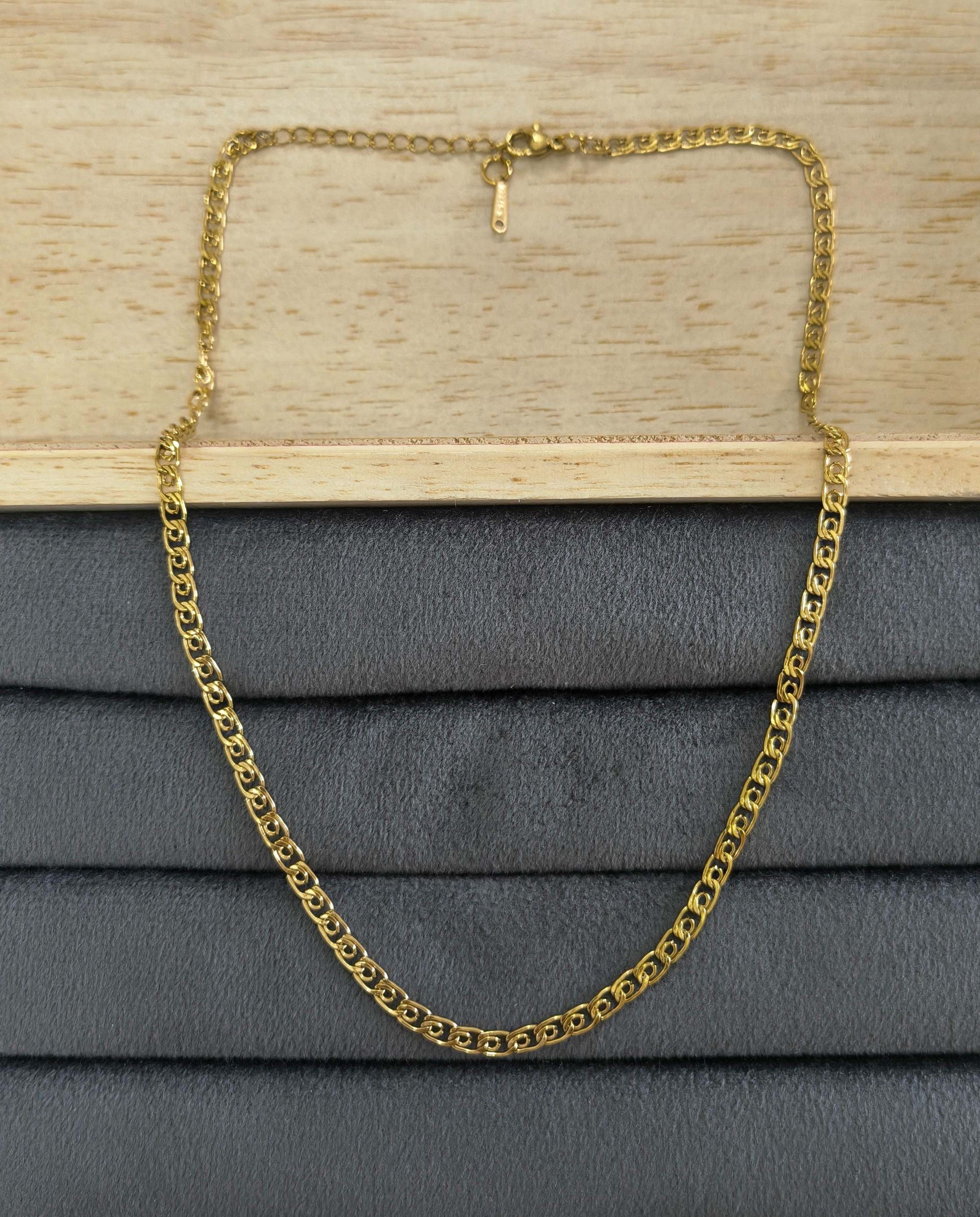 Anti Tarnish Unique Curb Link Chain 18K Gold Plated