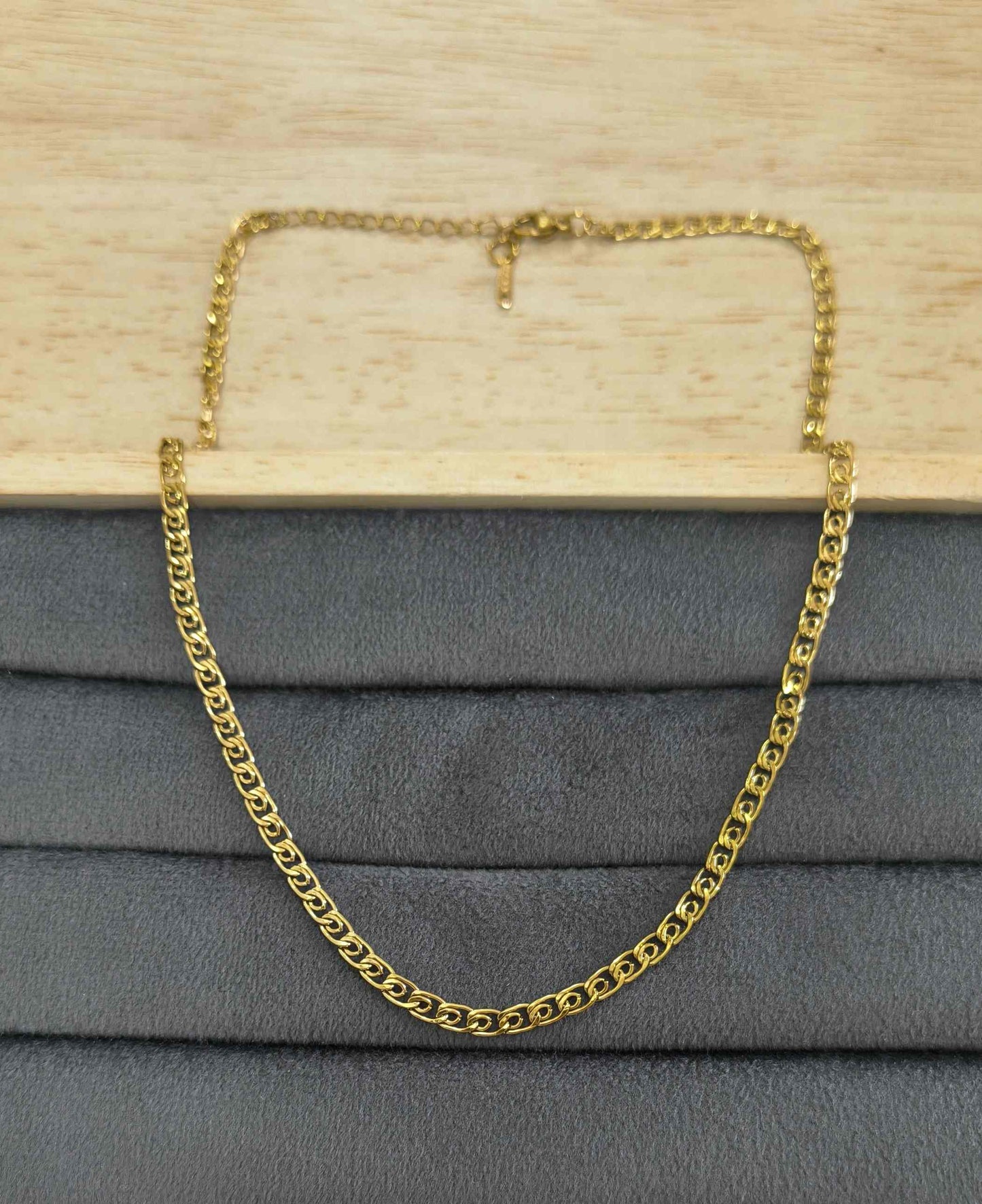 Anti Tarnish Unique Curb Link Chain 18K Gold Plated