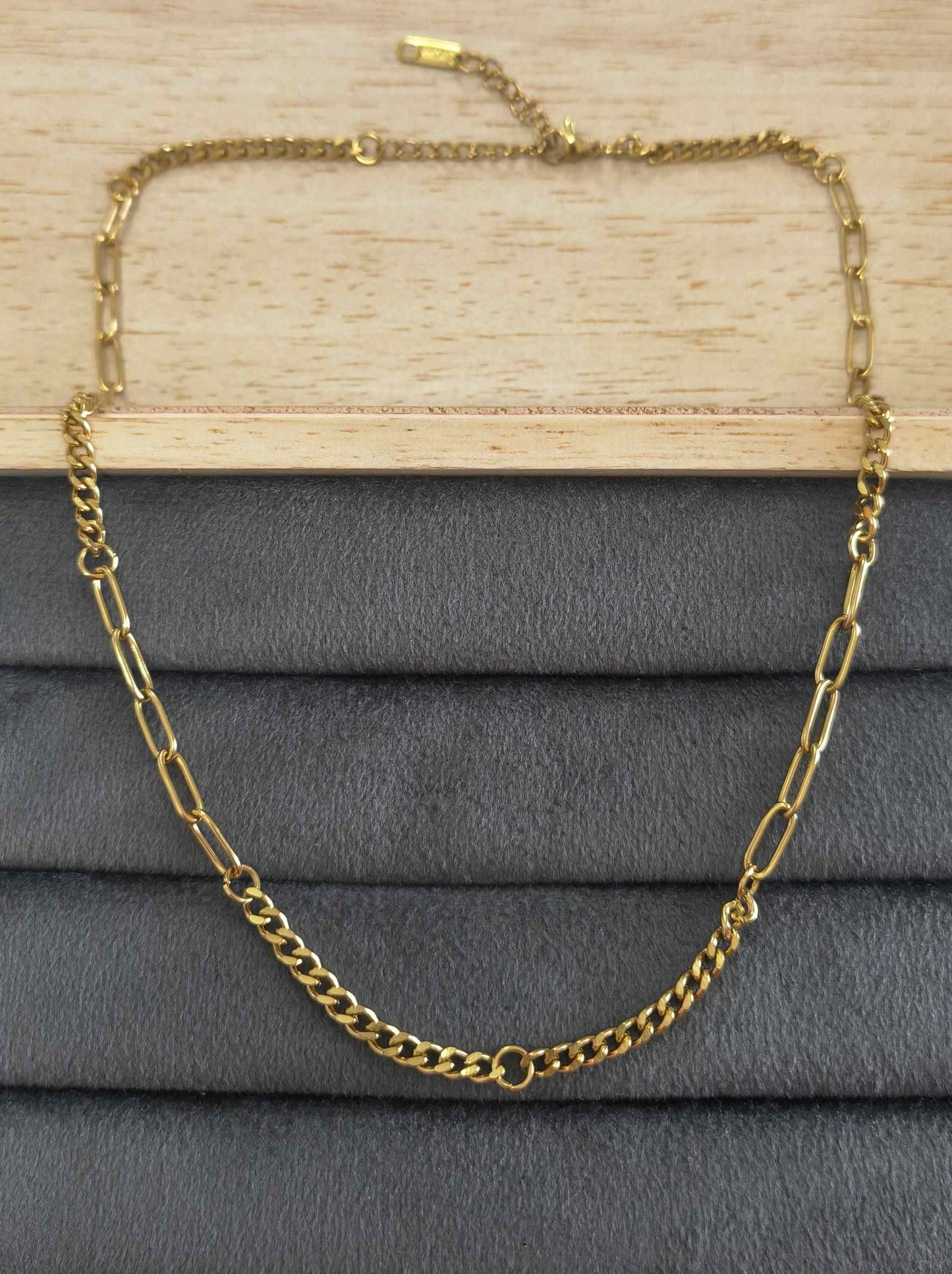 Anti Tarnish Unique Paperclip Chain 18K Gold Plated
