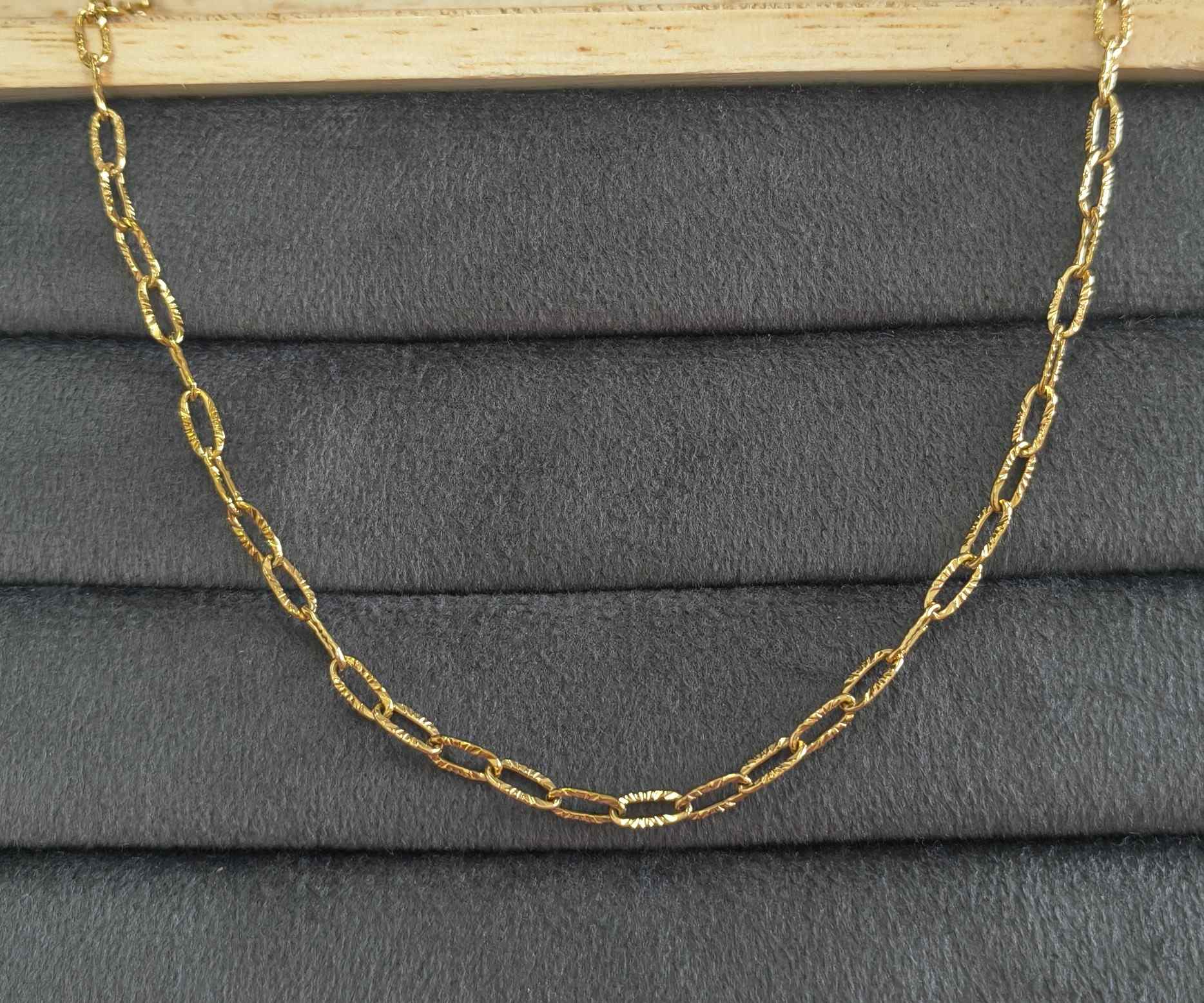Anti Tarnish Unique Paperclip Chain 18K Gold Plated