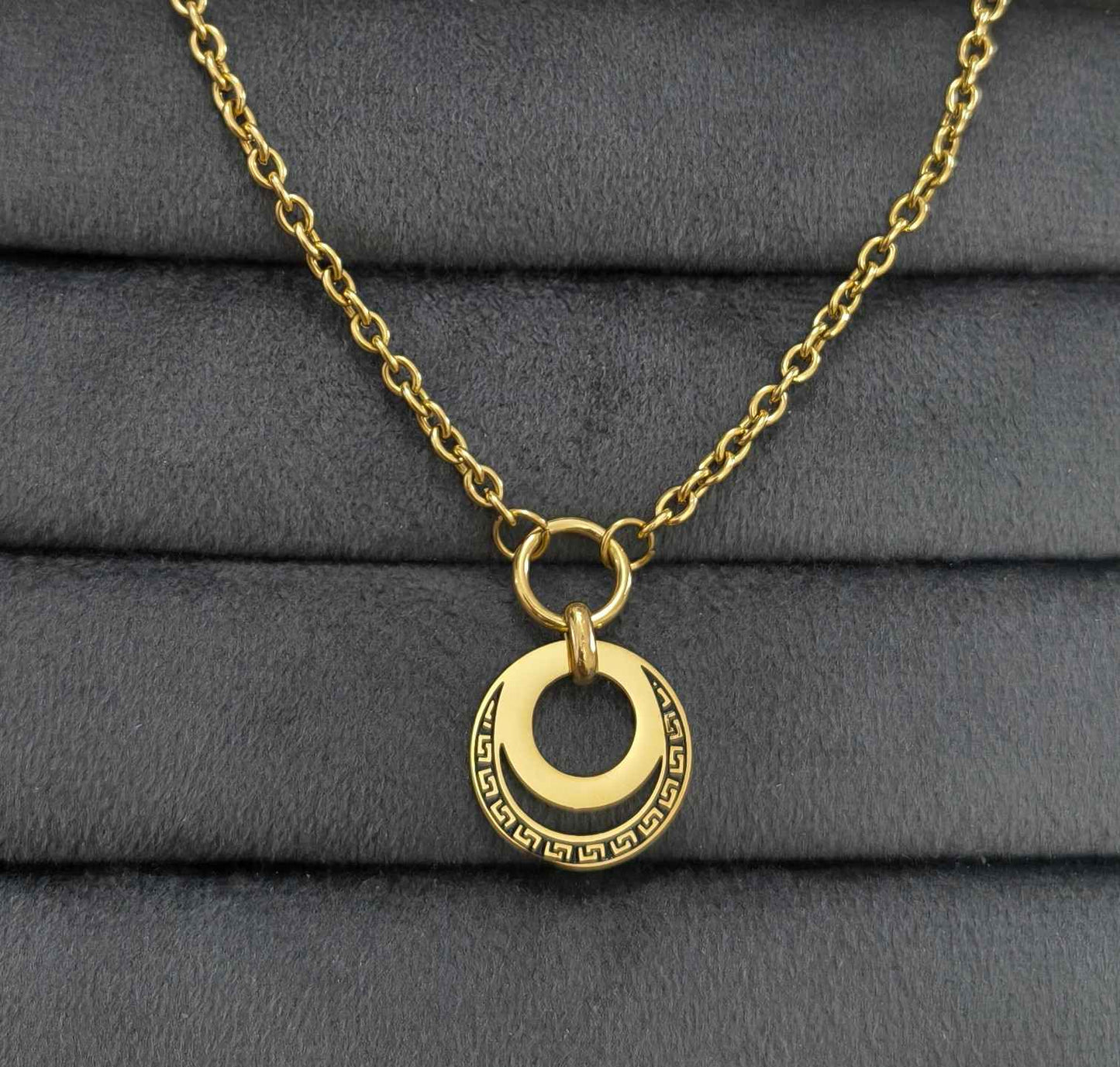 Anti Tarnish Unisex Double Circle Pendant Chain Gold Plated