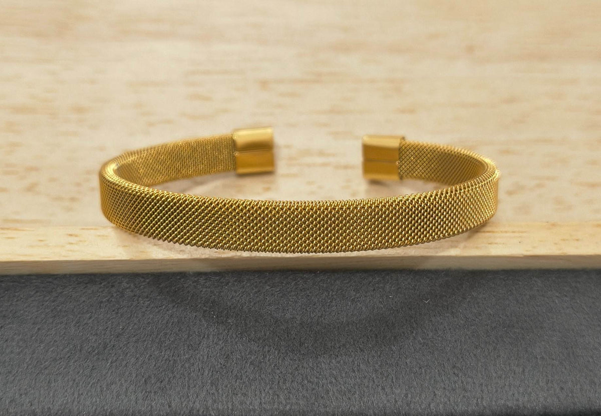 Anti Tarnish Unisex Wired Mesh Cuff 18K Gold Plated