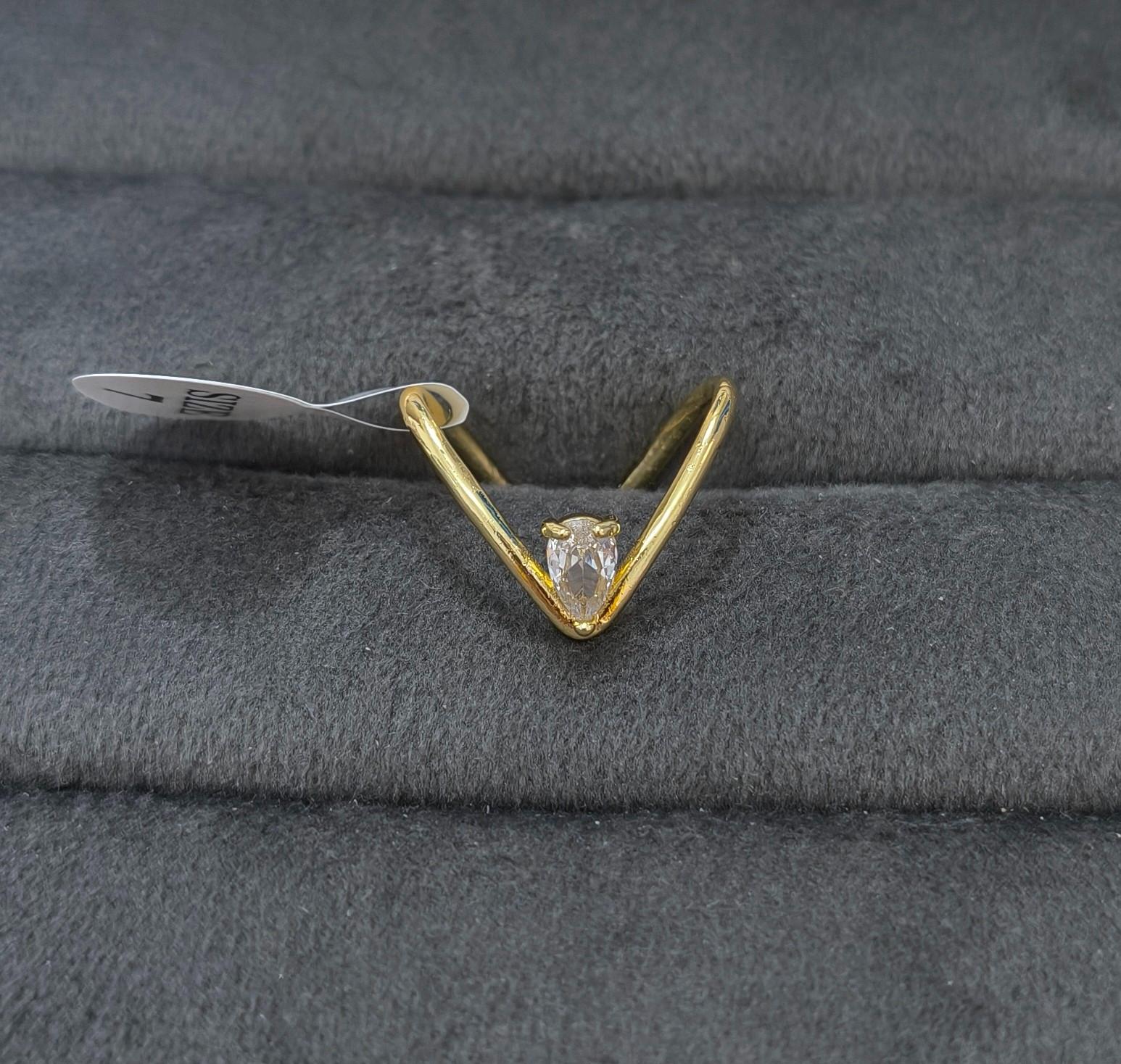 Anti Tarnish Vanky V Shape Solitaire Ring 18K Gold Plated