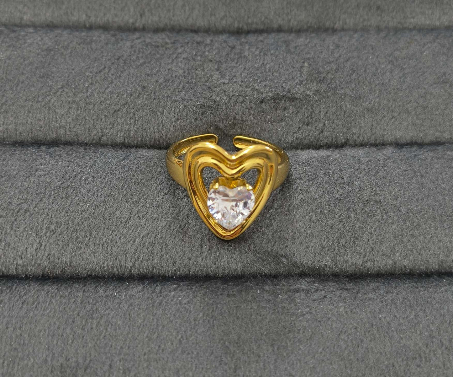 Anti Tarnish Vintage Heart Solitaire Ring 18K Gold Plated