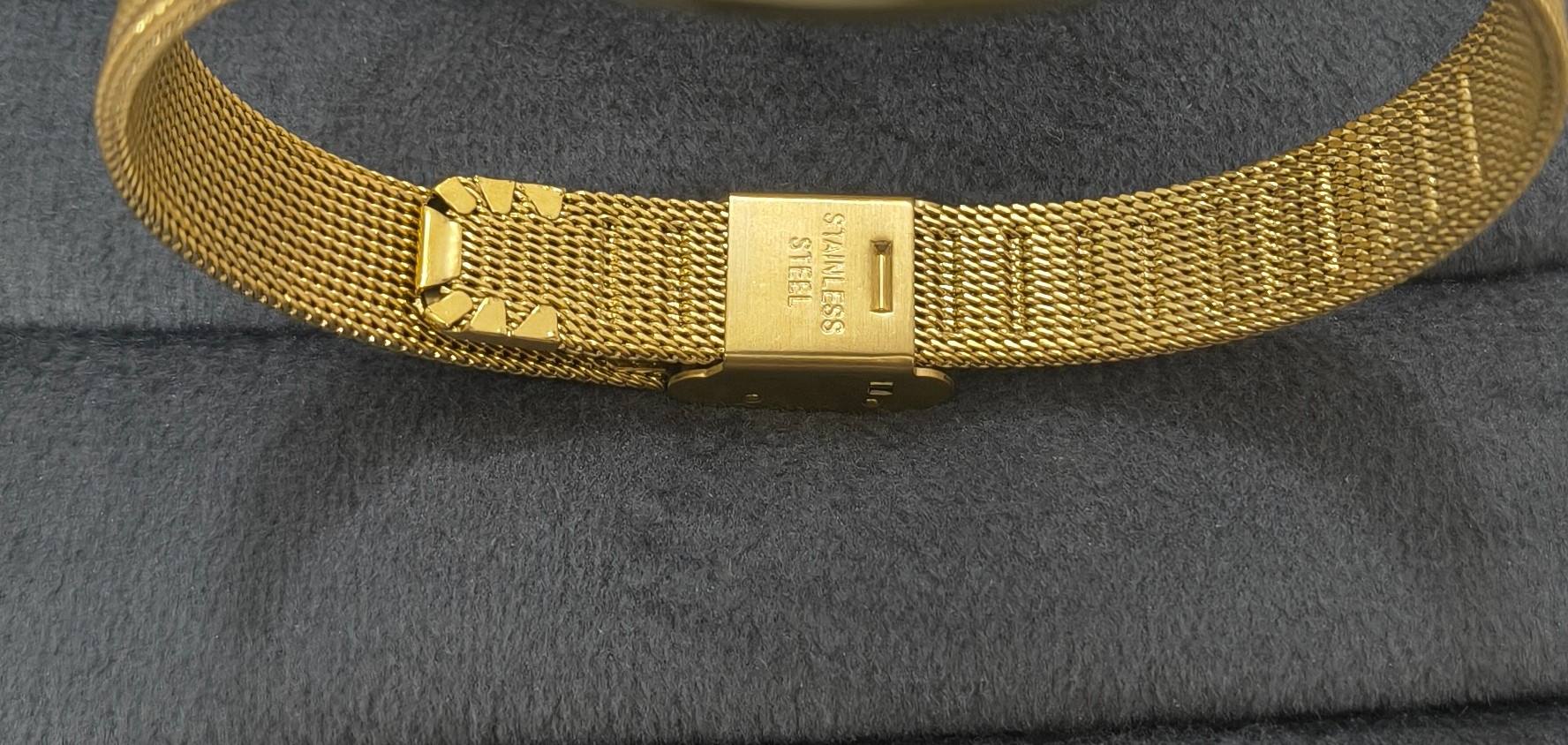 Anti Tarnish Vintage Wrist Watch Green Dial 18K Gold Plated