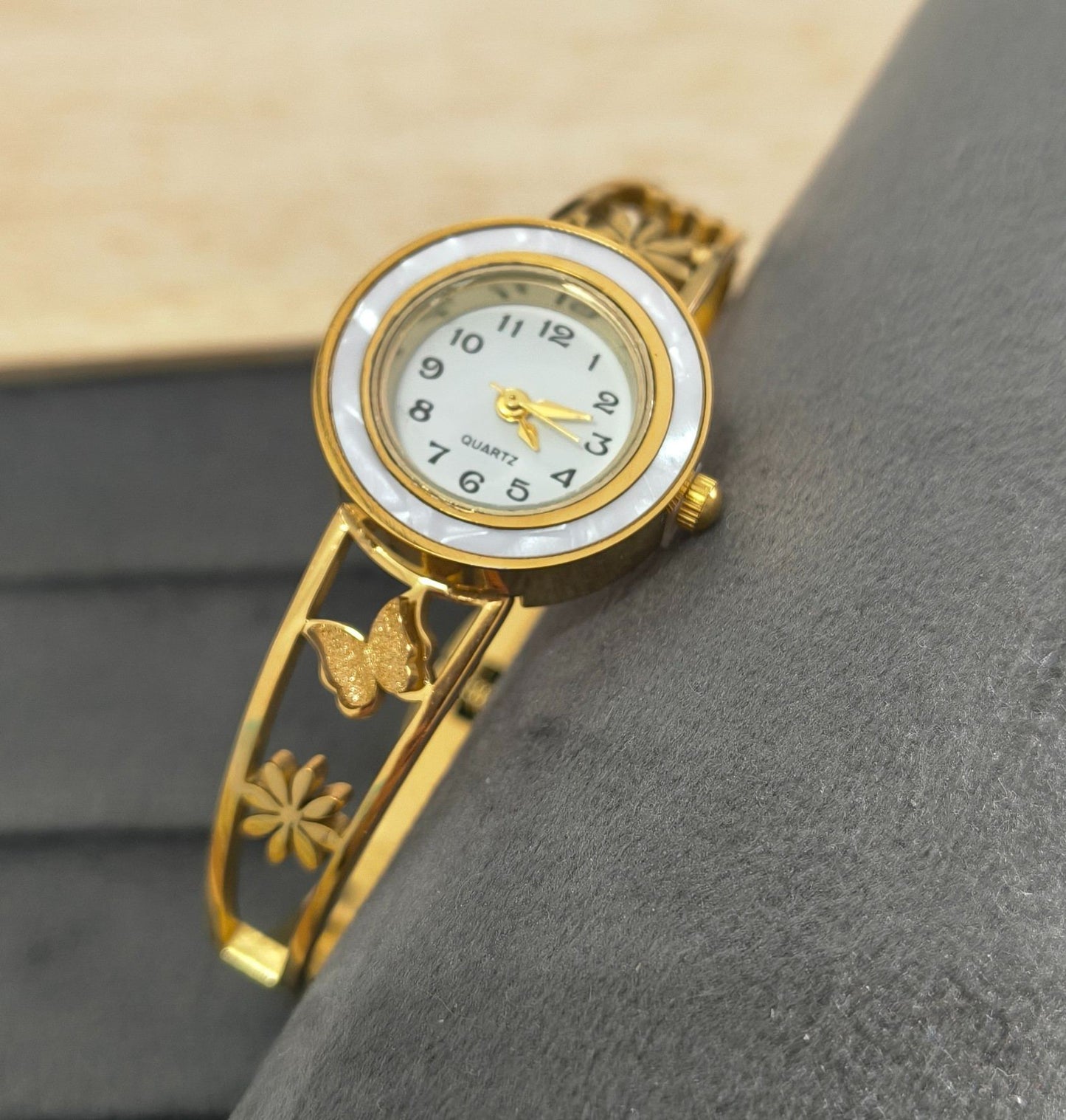 Anti Tarnish Watch Charms Bracelet 18K Gold Plated