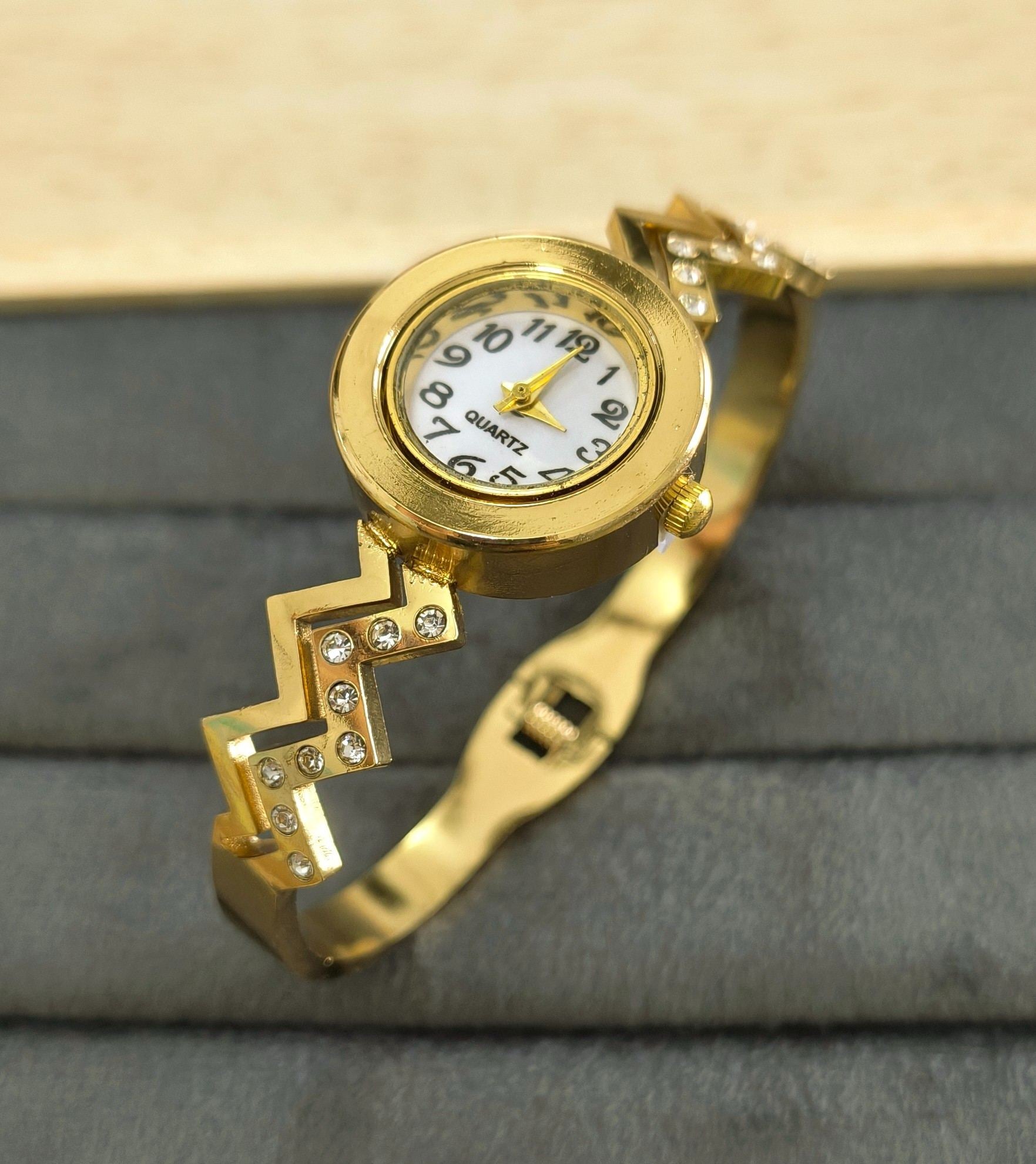 Anti Tarnish Watch Stone Studded Bracelet 18K Gold Plated