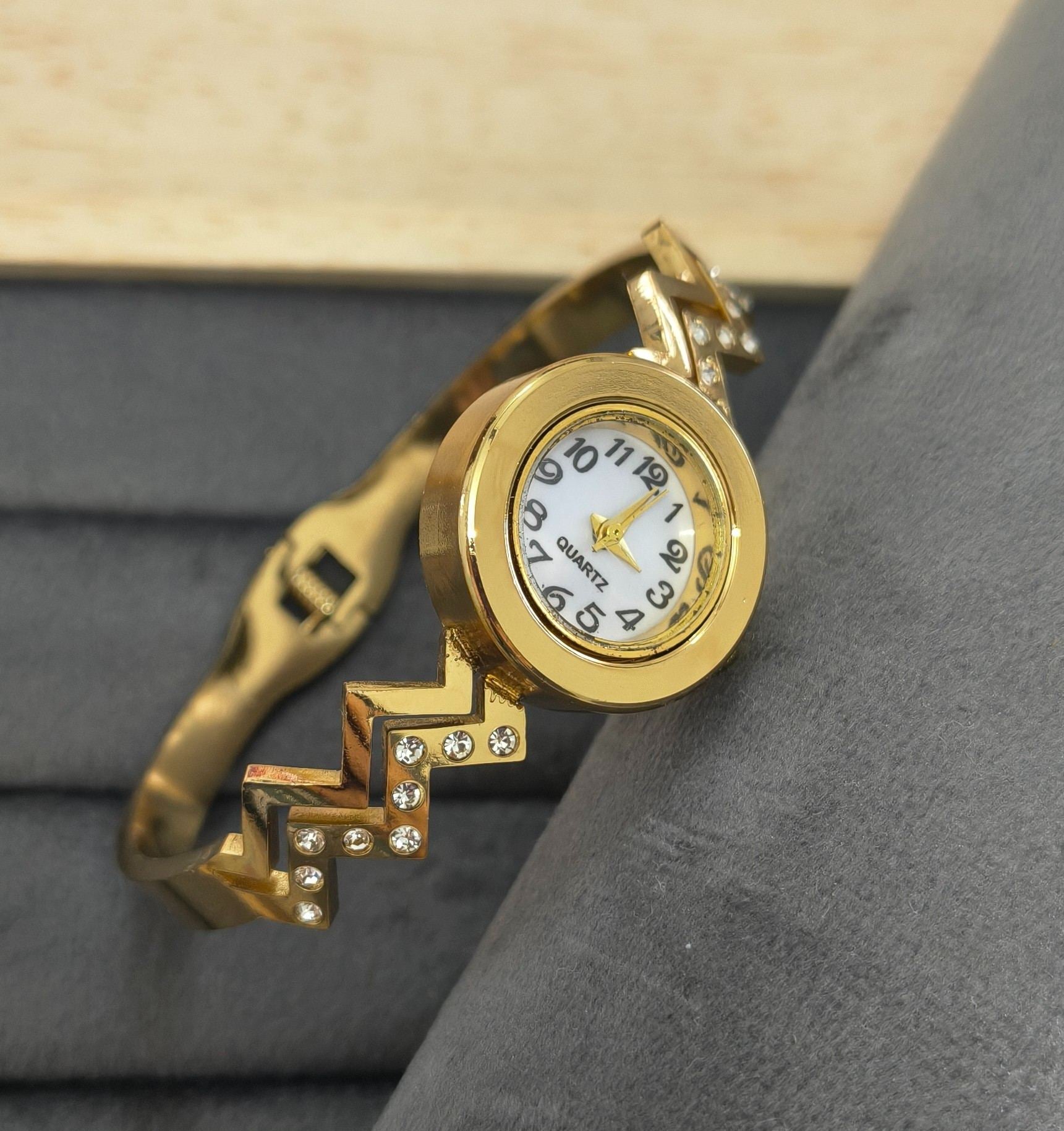 Anti Tarnish Watch Stone Studded Bracelet 18K Gold Plated
