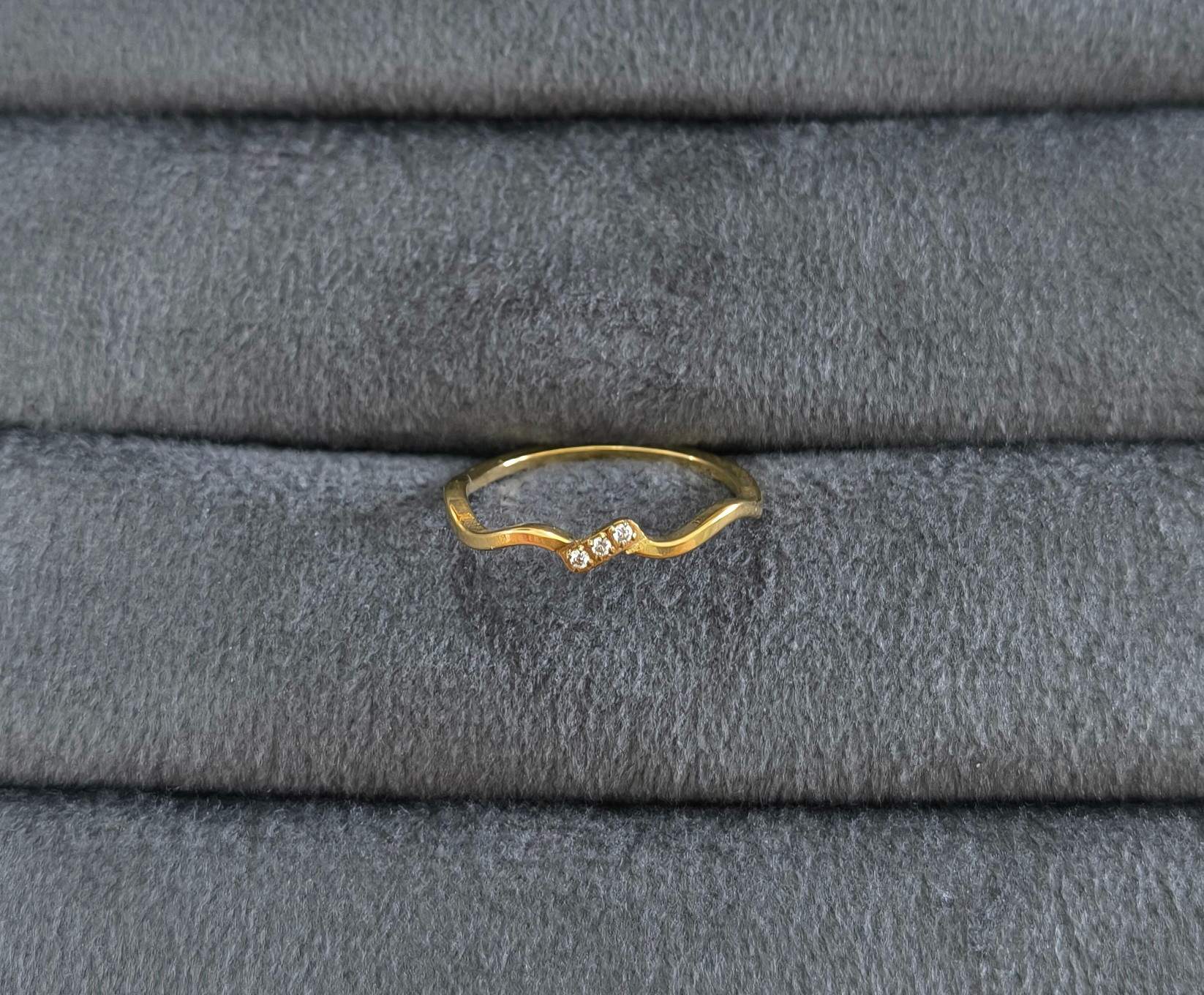 Anti Tarnish Wedding Wave Band Ring 18K Gold Plated