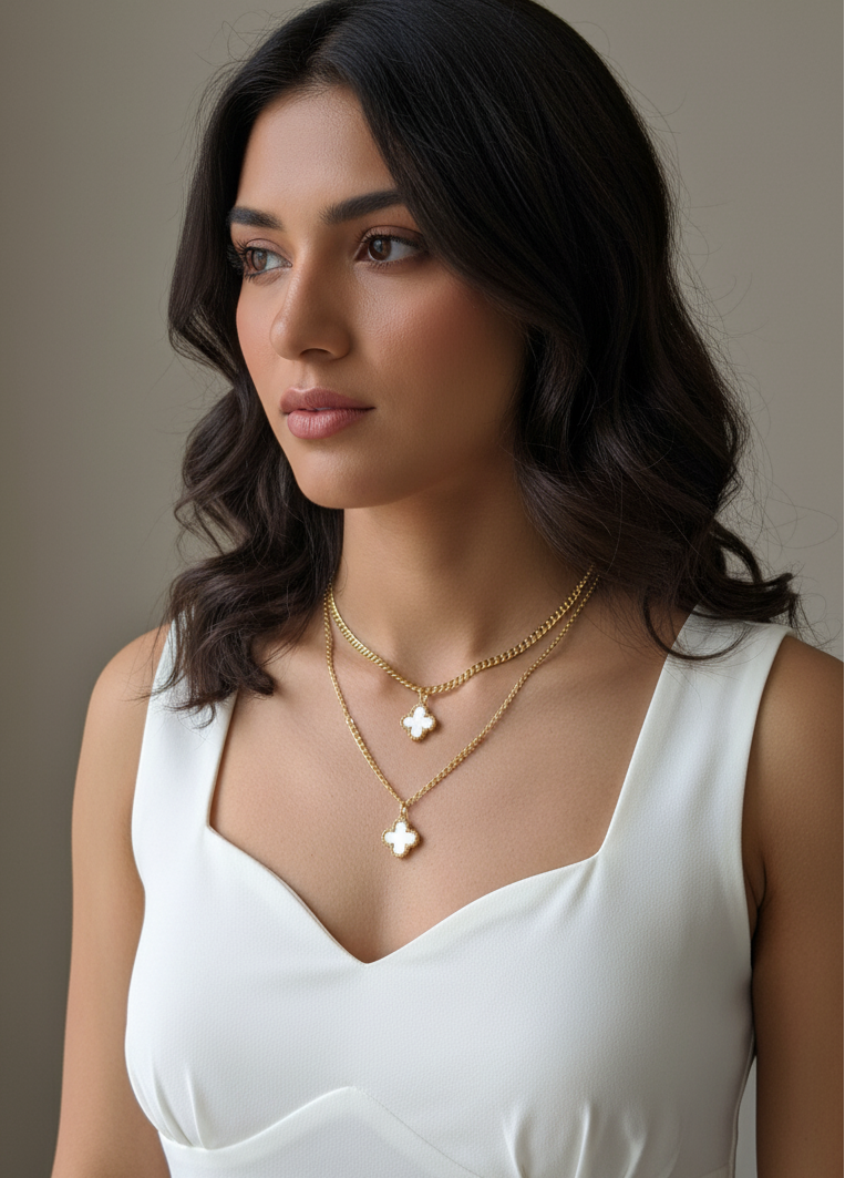 Anti Tarnish White Clover Necklace 18K Gold Plated