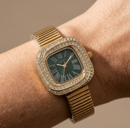 Anti Tarnish Wrist Watch Dazzling Green Dial 18K Gold Plated