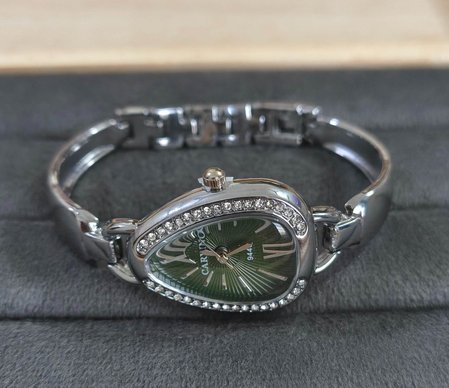 Anti Tarnish Wrist Watch Silver Green Dial 18K Gold Plated