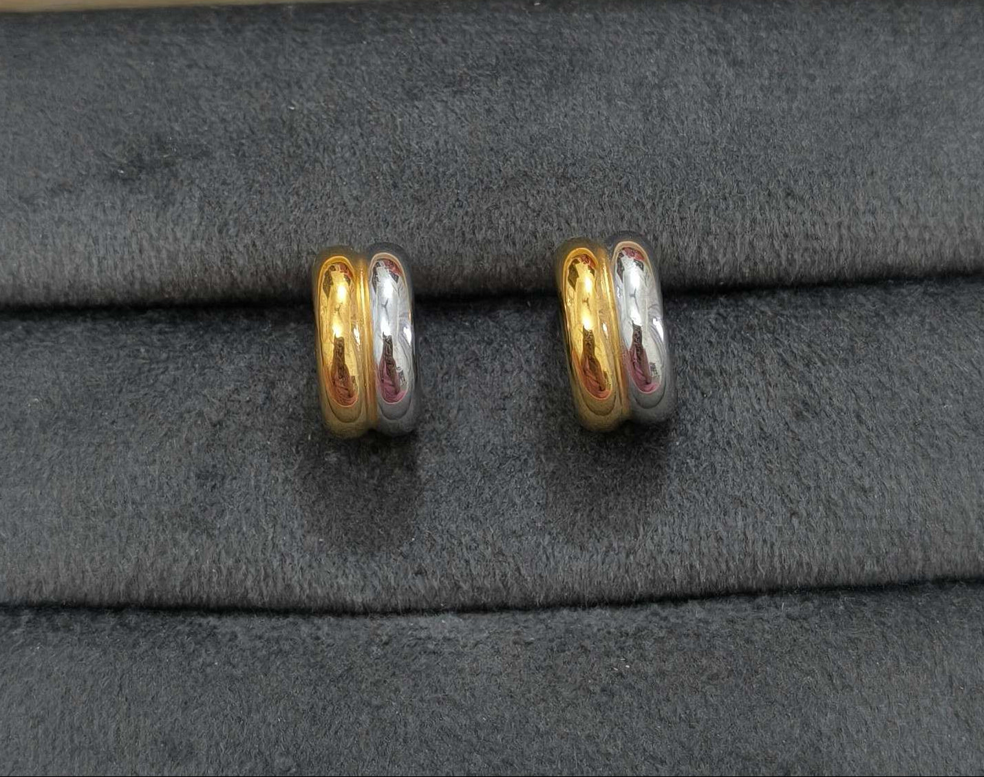 Anti tarnish Dual Tone Half Hoop Studs 18K Gold Plated