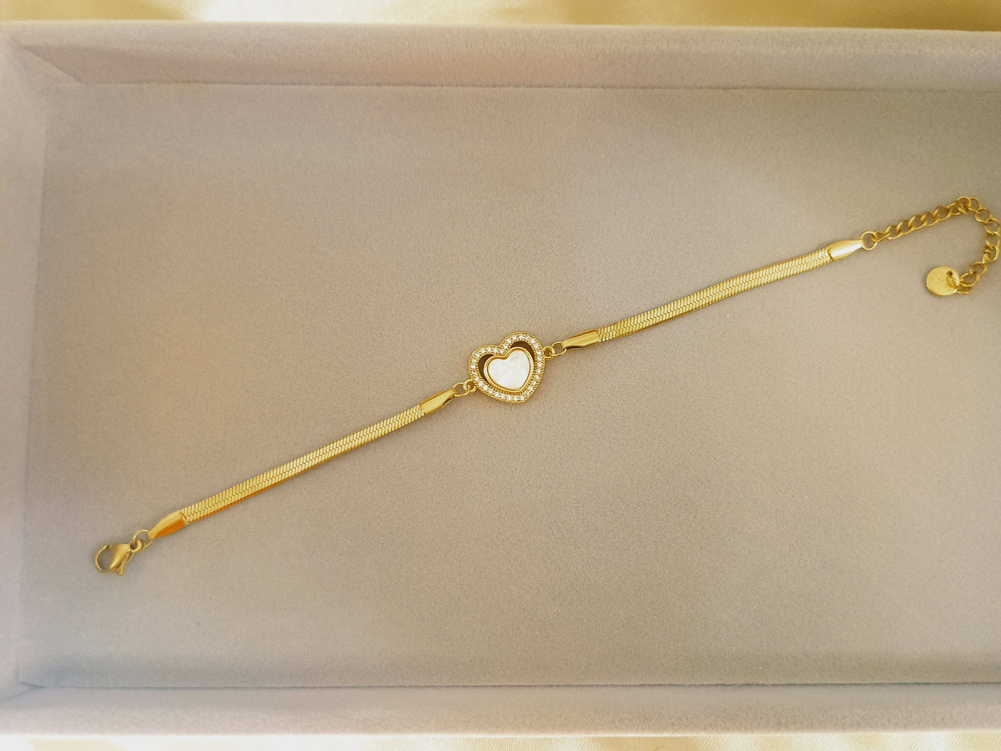 Anti tarnish Fashionable Golden Snake Chain Dainty Heart stone studded Bracelet - Urban Era Jewel