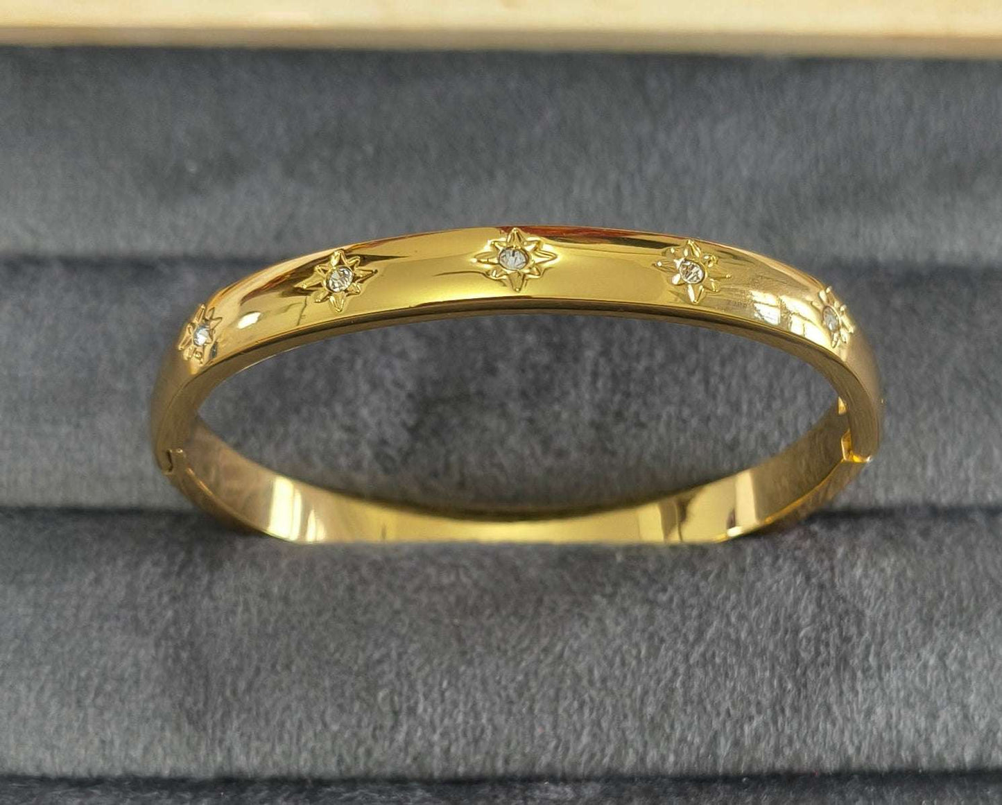 Antitarnish Babysize Shining Stars Bracelet 18K Gold Plated