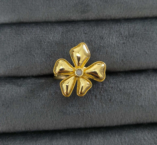 Antitarnish Bright Gold Plated Chunky Flower Ring
