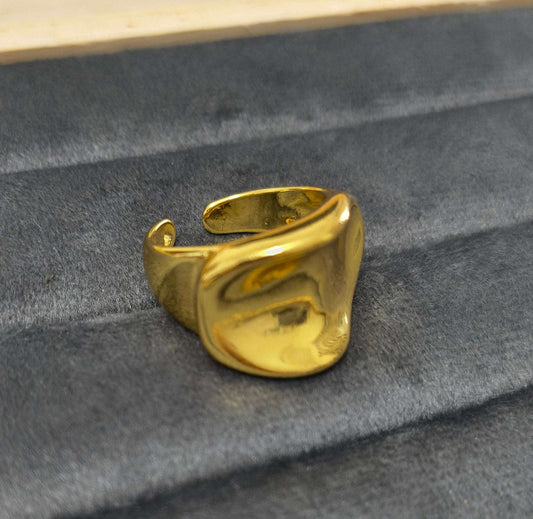 Antitarnish Bright Gold Plated Chunky Gold Digger Ring