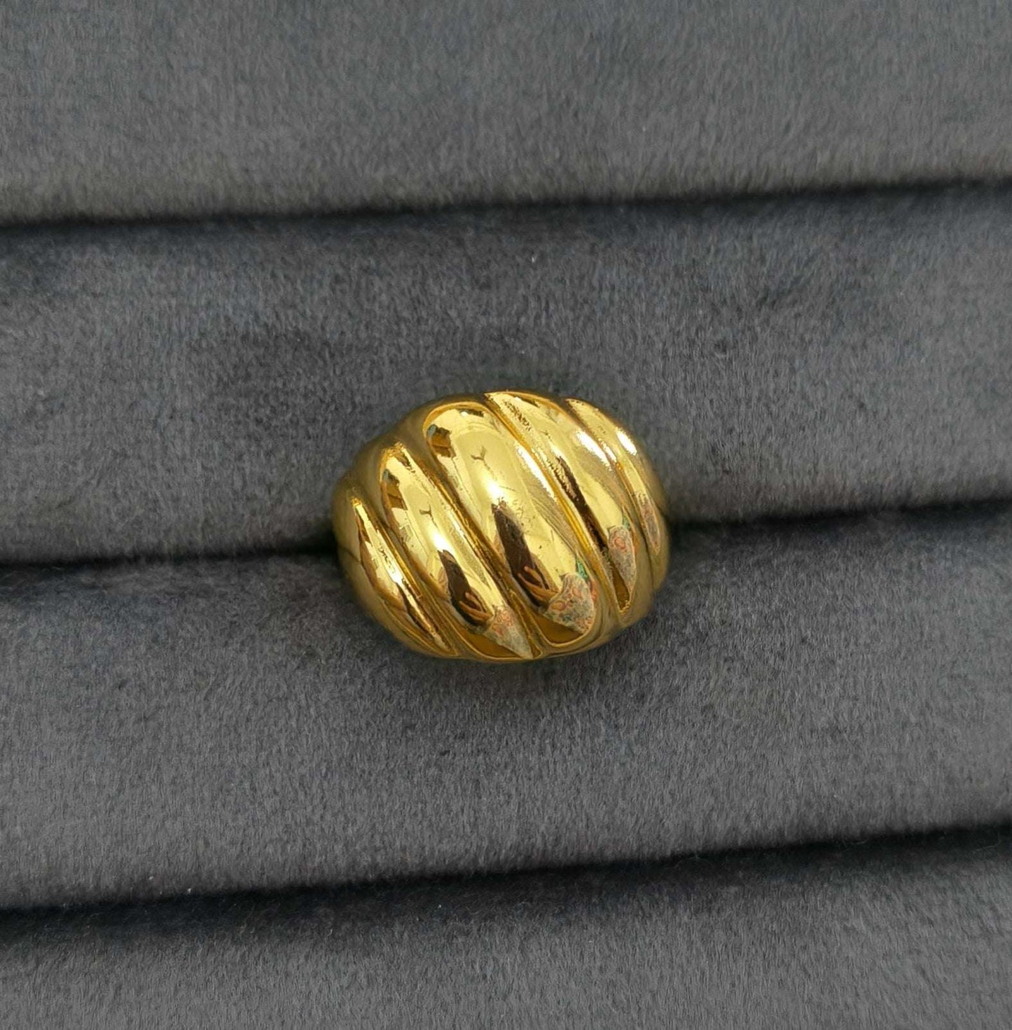 Antitarnish Bright Gold Plated Chunky Twisted Dome Ring
