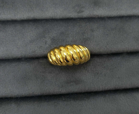 Antitarnish Bright Gold Plated Croissant Shape Ring
