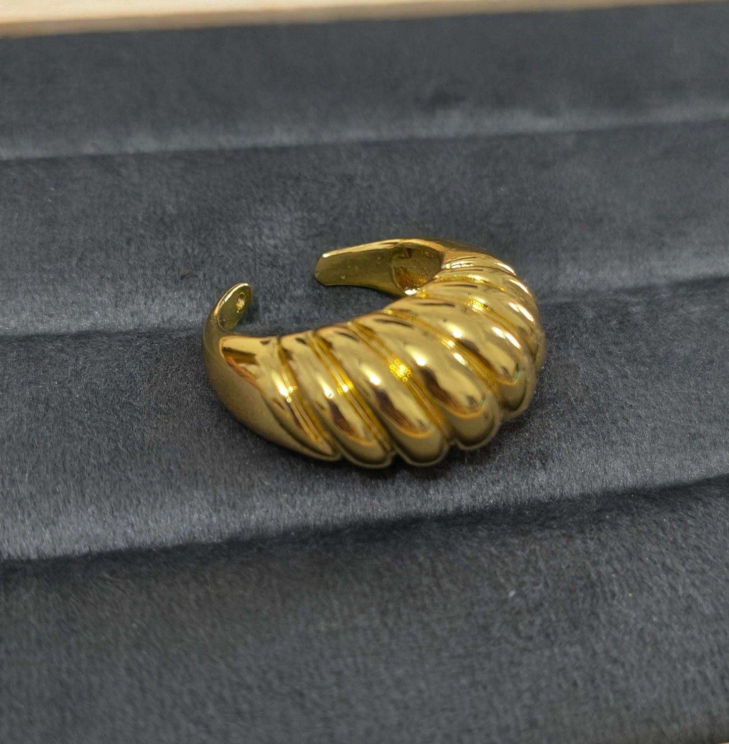 Antitarnish Bright Gold Plated Croissant Shape Ring